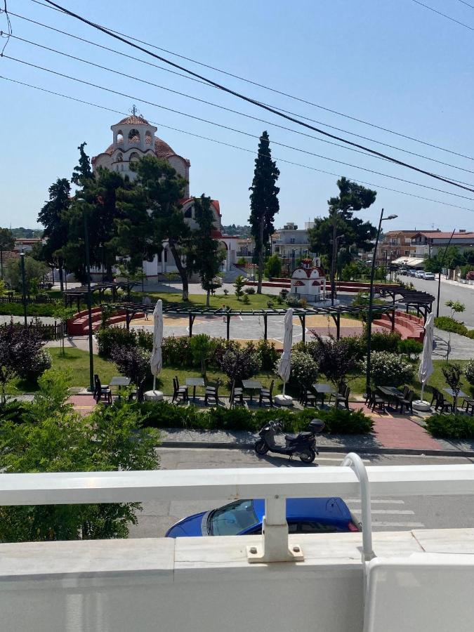 Sun & Sea Apartment Nea Irakleia Exterior photo