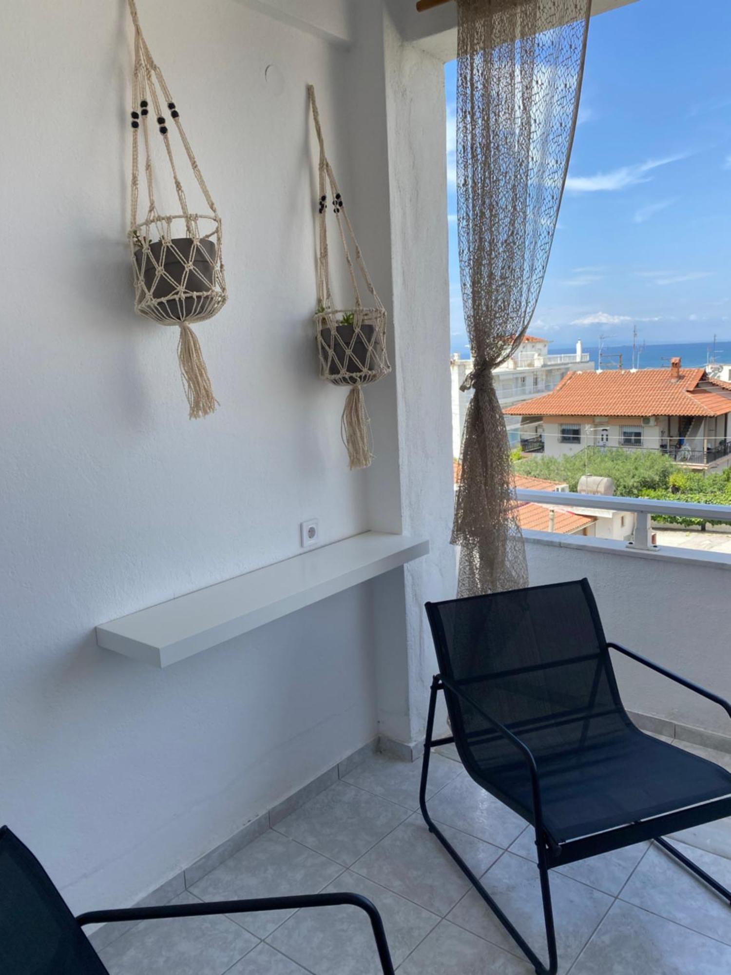 Sun & Sea Apartment Nea Irakleia Exterior photo